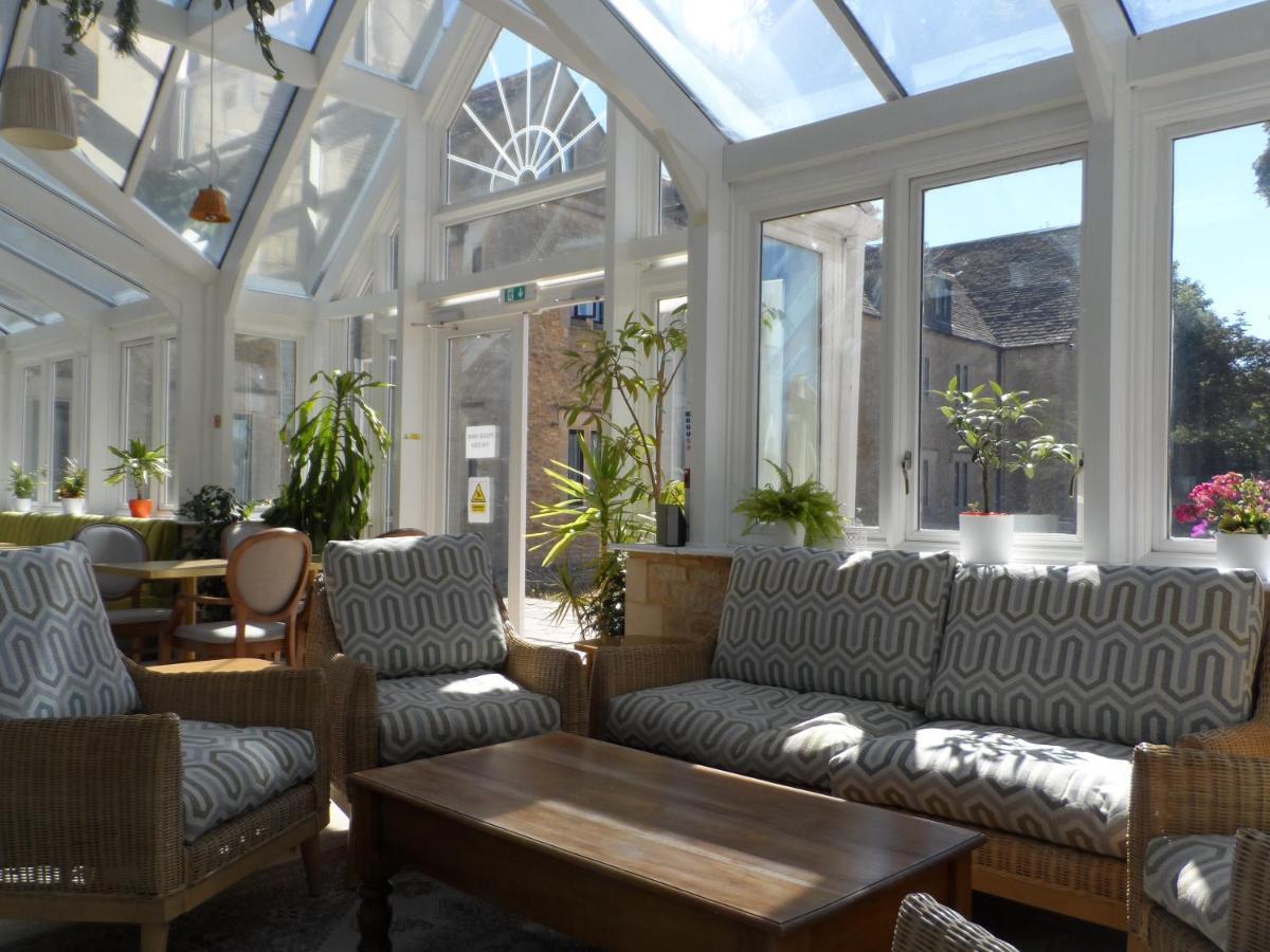 Stanton House Hotel Свіндон Екстер'єр фото