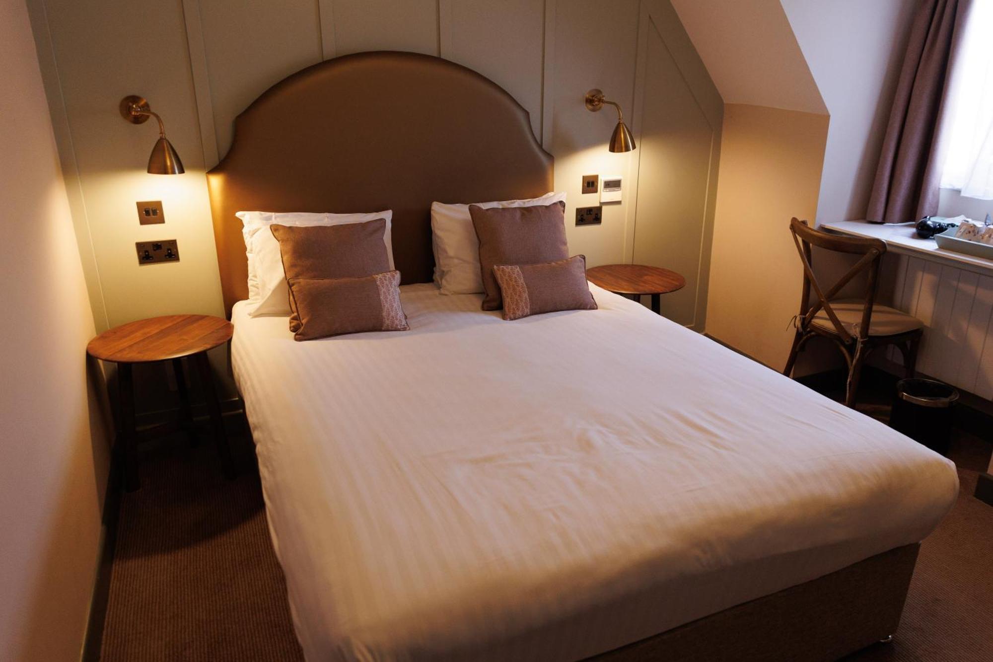 Stanton House Hotel Свіндон Екстер'єр фото